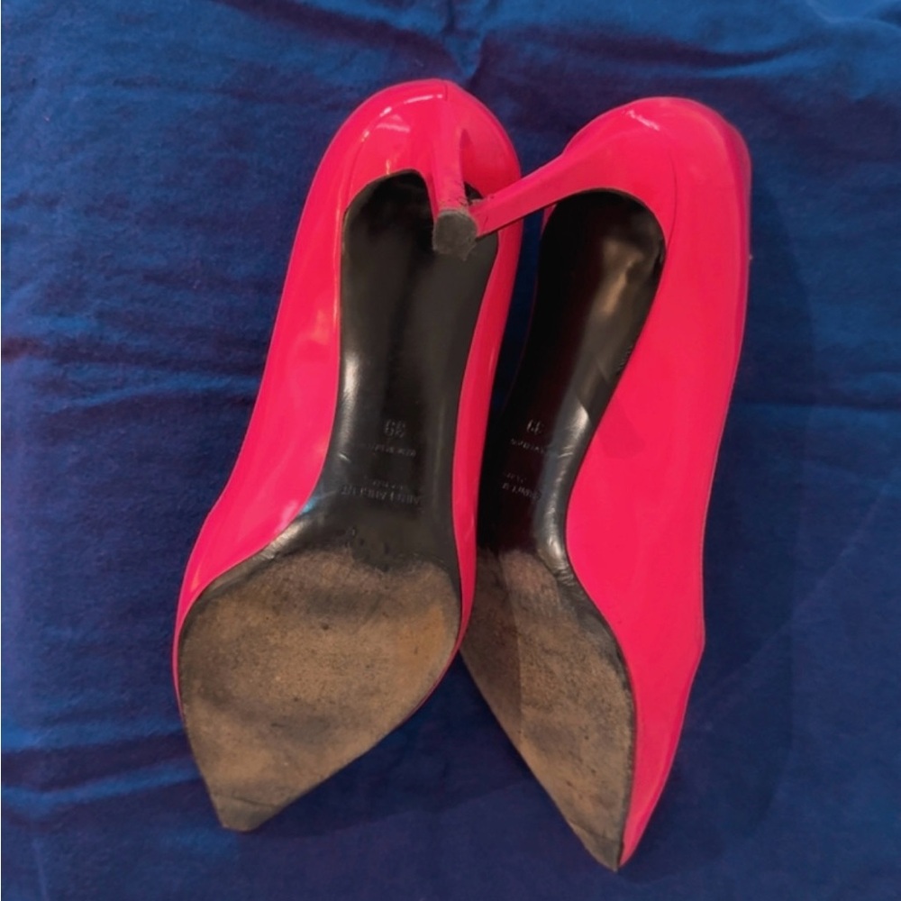 Saint Laurent Hot Pink Heels - Picture 4 of 4